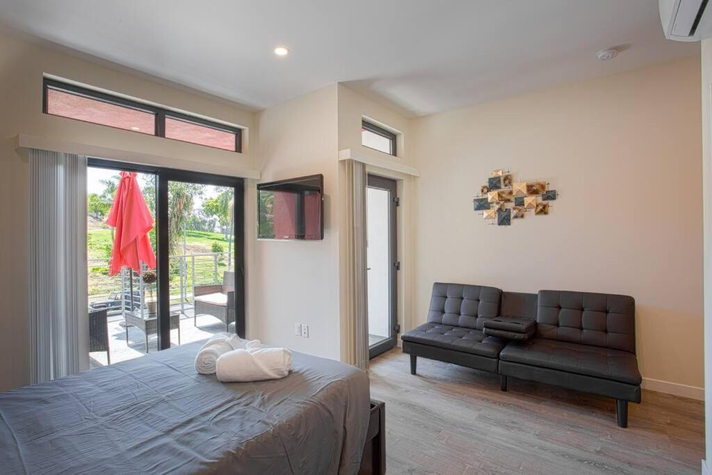 Cute Studio With Large Balcony And Great Park View サンディエゴ エクステリア 写真