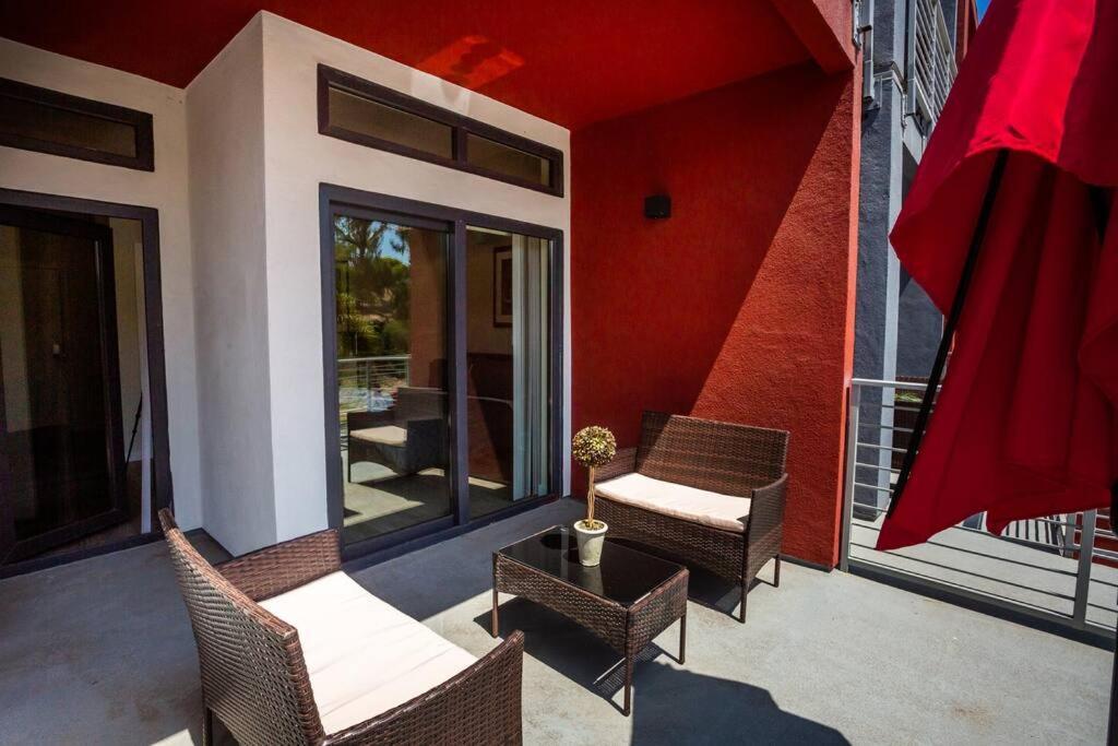 Cute Studio With Large Balcony And Great Park View サンディエゴ エクステリア 写真