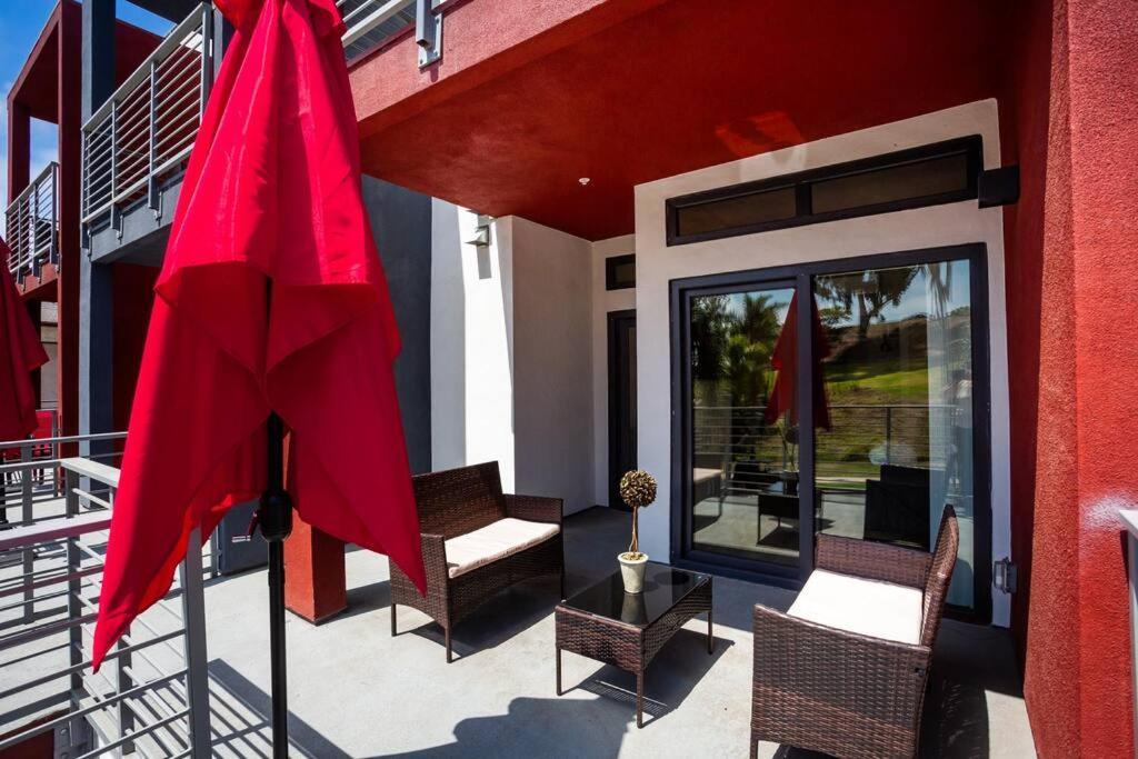 Cute Studio With Large Balcony And Great Park View サンディエゴ エクステリア 写真